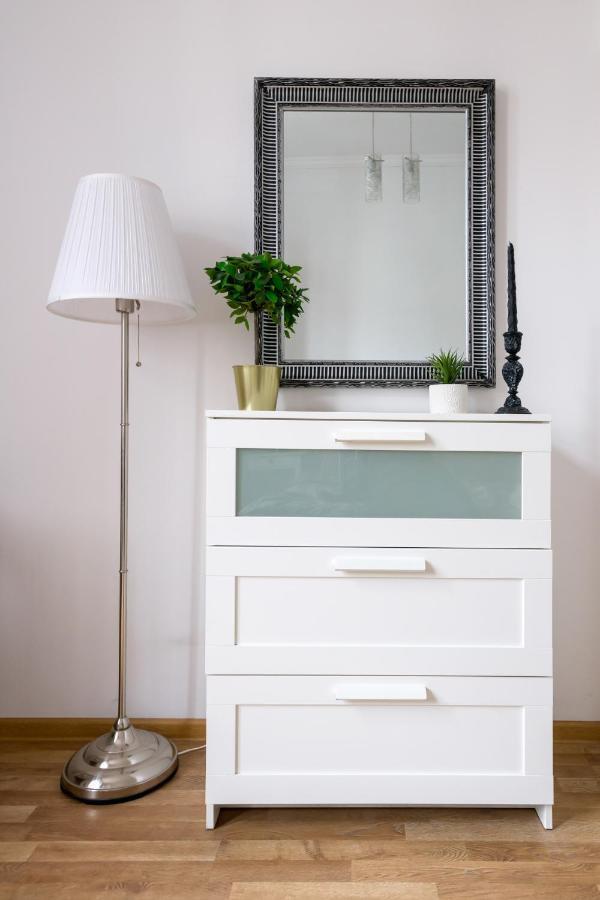 Discover Krakow Apartments - 3 Rakowicka St - Classic Apartments Near Main Station - Netflix Buitenkant foto