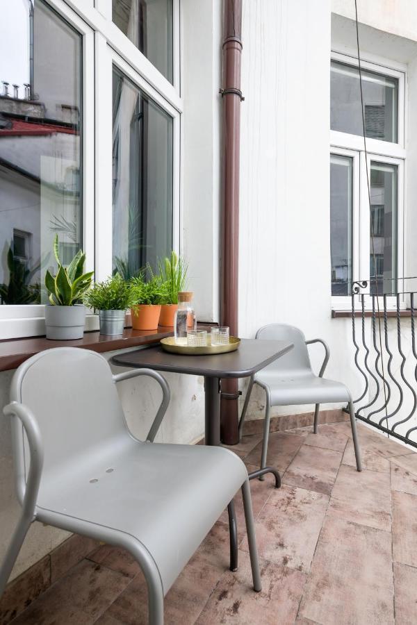 Discover Krakow Apartments - 3 Rakowicka St - Classic Apartments Near Main Station - Netflix Buitenkant foto