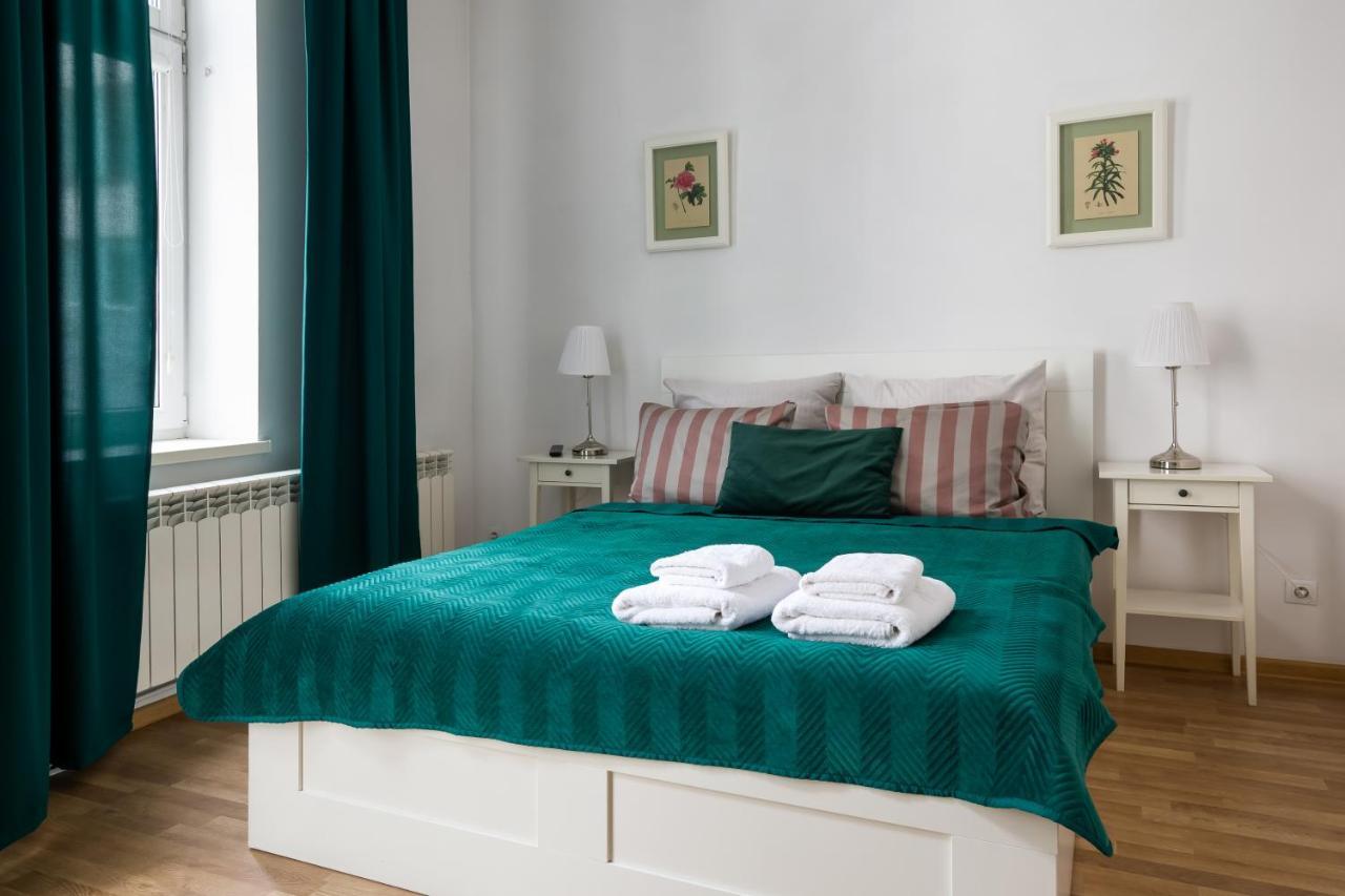 Discover Krakow Apartments - 3 Rakowicka St - Classic Apartments Near Main Station - Netflix Buitenkant foto
