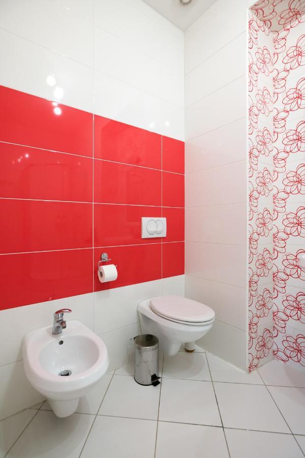 Discover Krakow Apartments - 3 Rakowicka St - Classic Apartments Near Main Station - Netflix Buitenkant foto