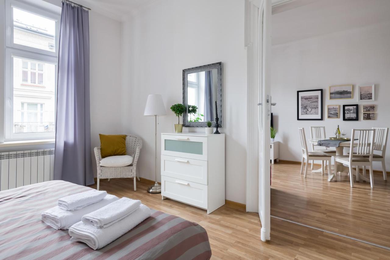 Discover Krakow Apartments - 3 Rakowicka St - Classic Apartments Near Main Station - Netflix Buitenkant foto