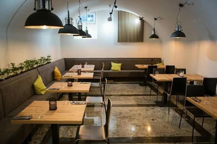 Discover Krakow Apartments - 3 Rakowicka St - Classic Apartments Near Main Station - Netflix Buitenkant foto